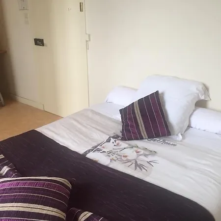 Отель Le Corby Шательро