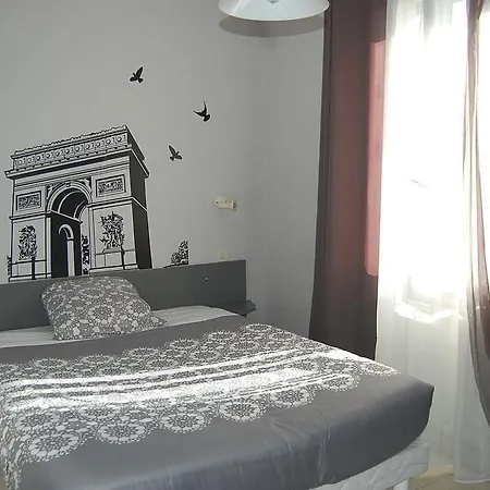 Le Corby Шательро